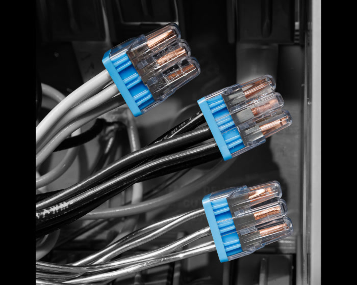 In-Sure® PS6 插接式导线连接器 6端口